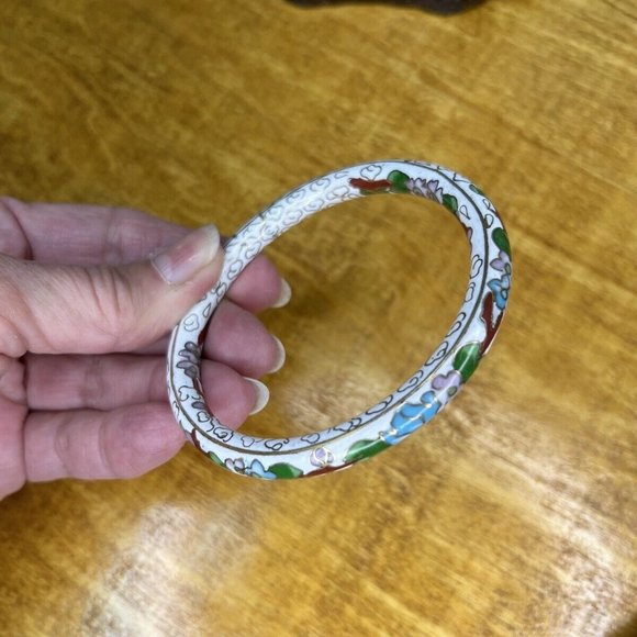 Vintage Cloisonné Enamel Hand Painted Hinged Bangle Bracelet And Earrings Set - Picture 10 of 11